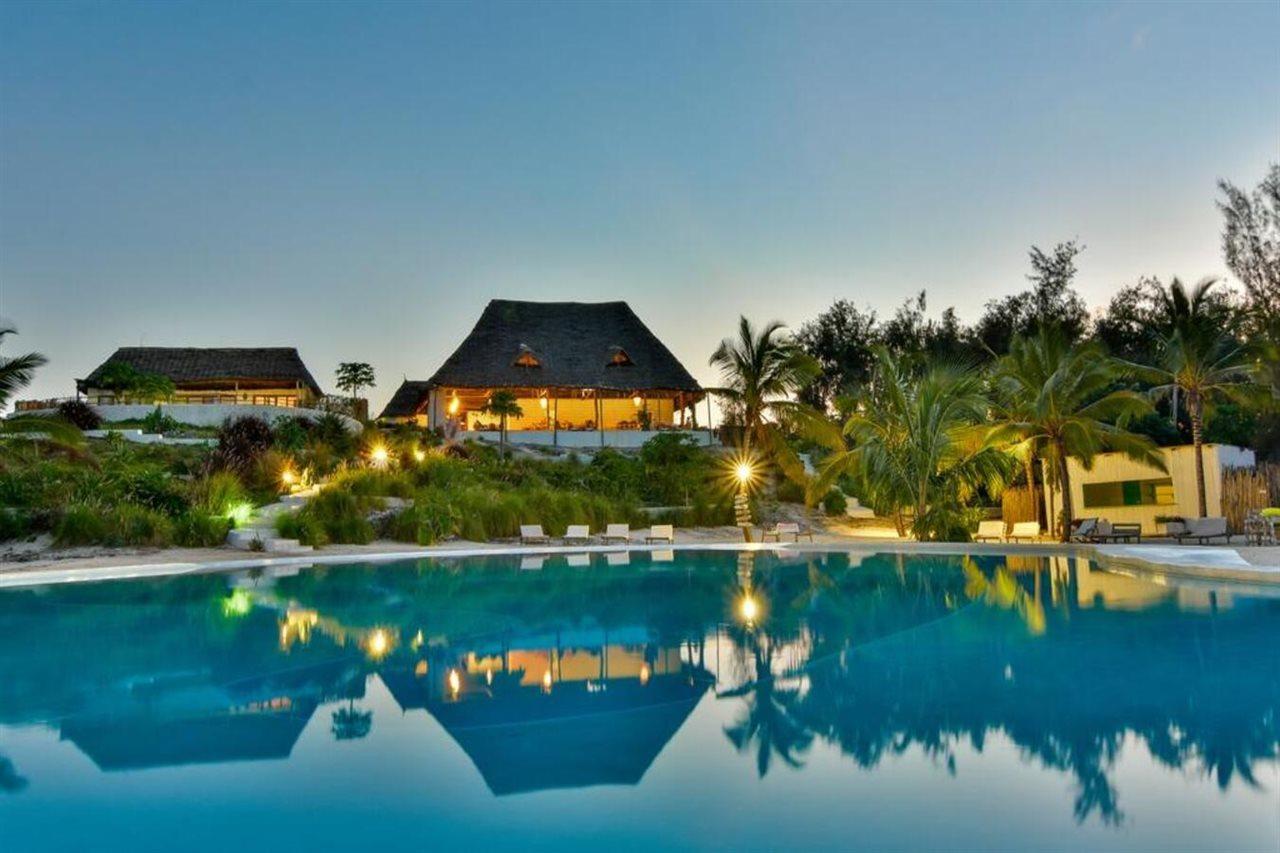 קיוונגווה Zanbluu Beach Hotel מראה חיצוני תמונה
