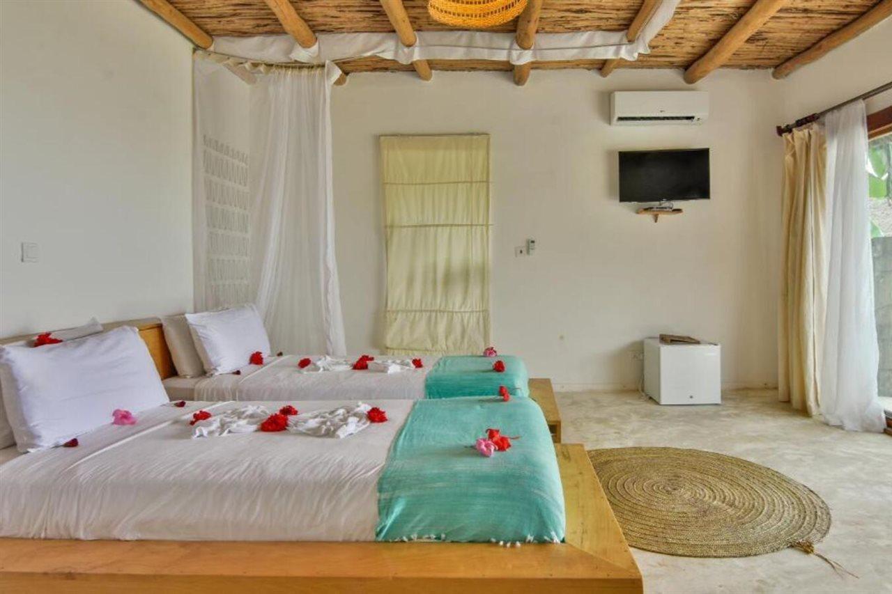 קיוונגווה Zanbluu Beach Hotel מראה חיצוני תמונה